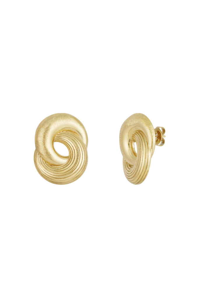 Infinity twist
